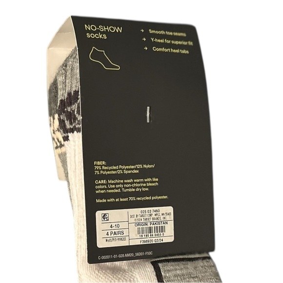 All in Motion No-Show 4 Pair Socks - Picture 2 of 2